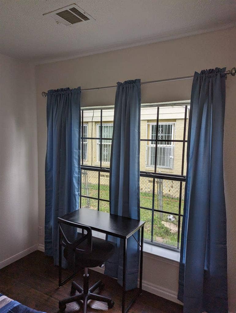 5 BR in Dallas