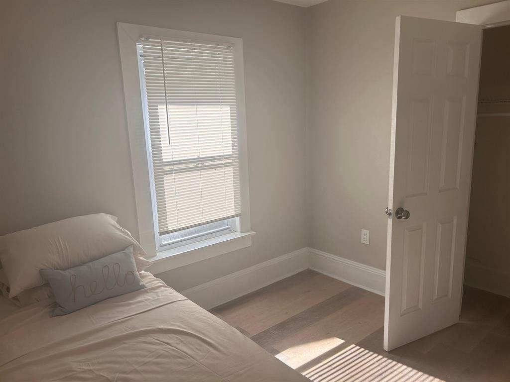 5 BR in Cleveland