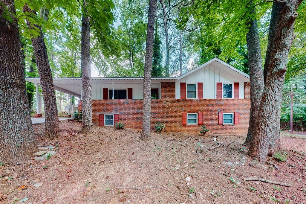 5 BR in Atlanta