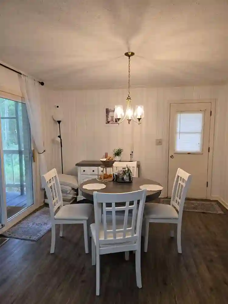 2 BR in Marietta