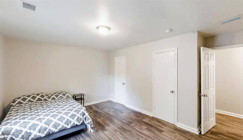 7 BR in Atlanta