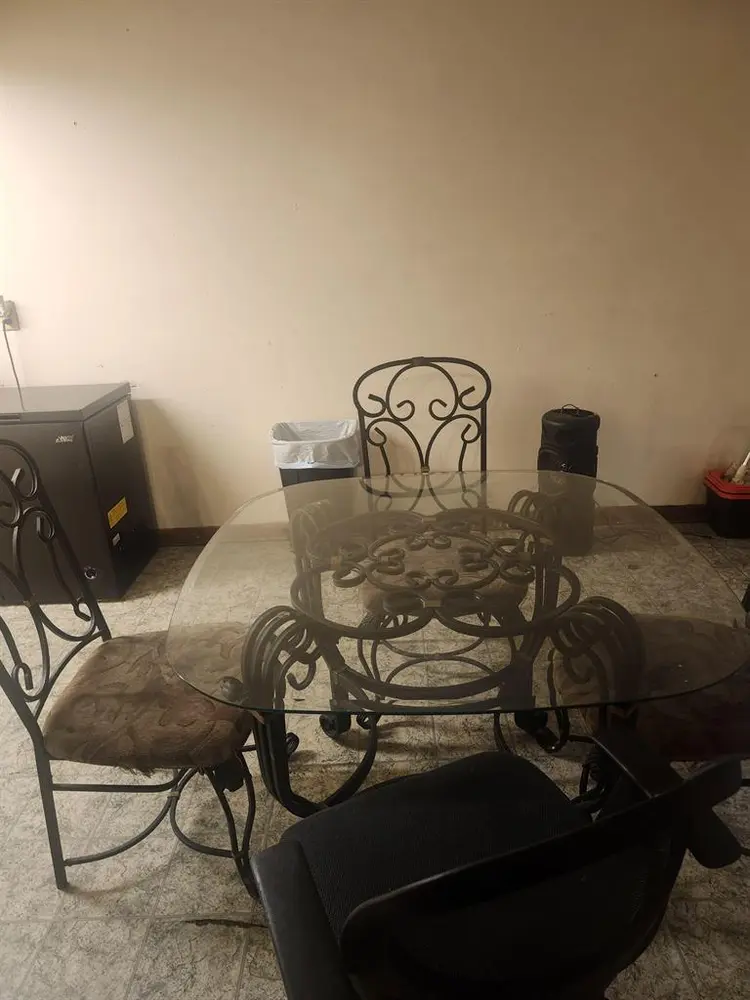 1 BR in Riverdale