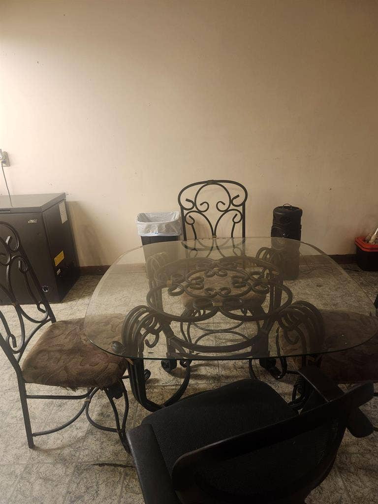 1 BR in Riverdale