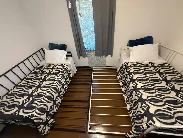 2 BR in Hitchcock