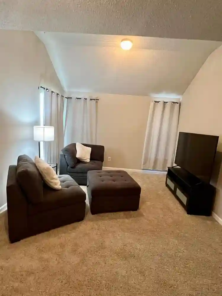 1 BR in Riverdale