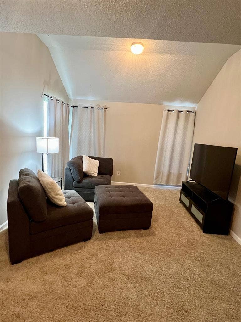 1 BR in Riverdale