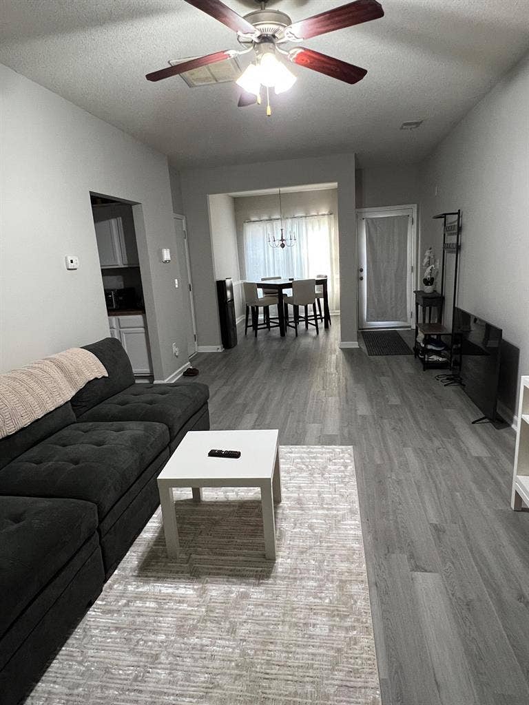 1 BR in Riverdale