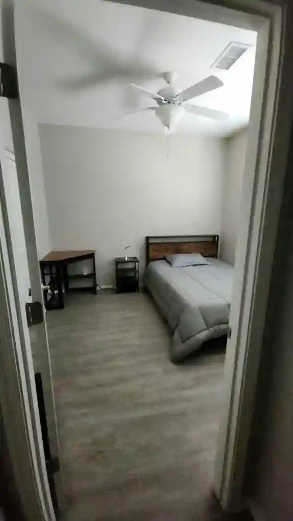 1 BR in Glendale