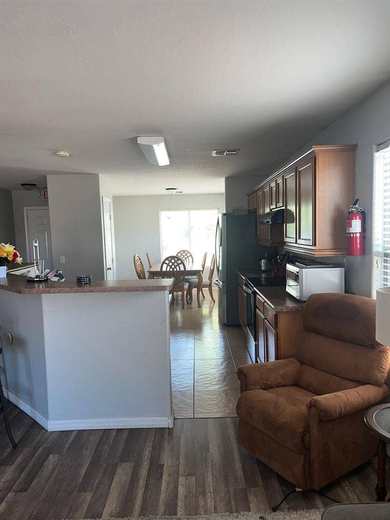 4 BR in Phoenix