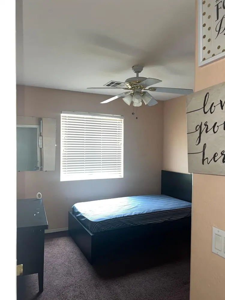 4 BR in Phoenix