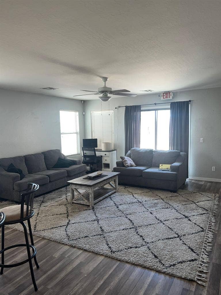 4 BR in Phoenix