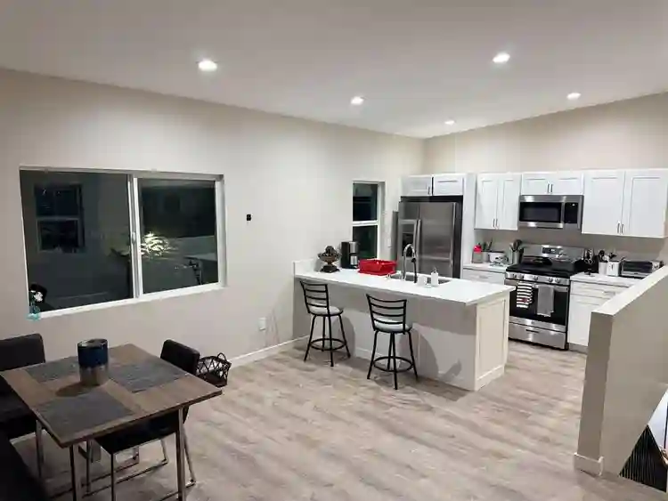 2 BR in San Diego