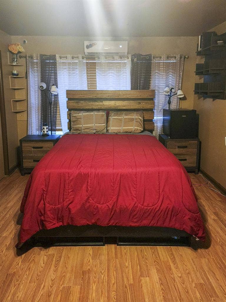 6 BR in Dallas