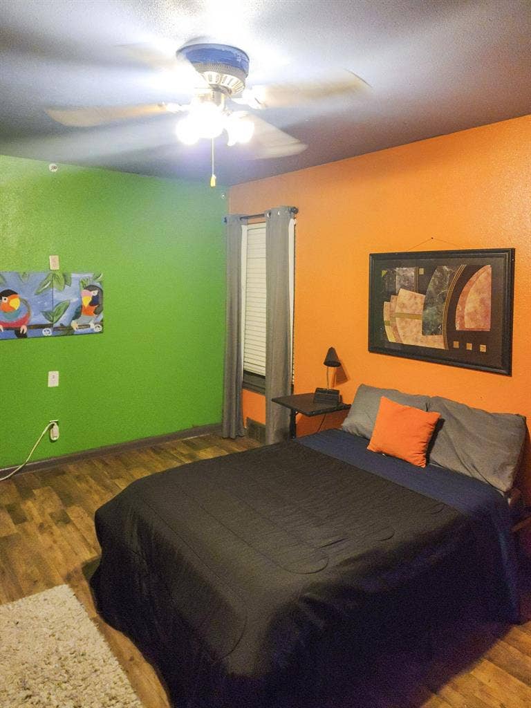 6 BR in Dallas