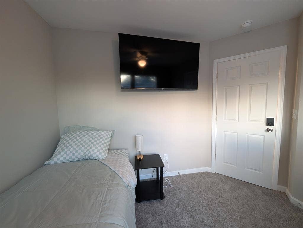 3 BR in Clover