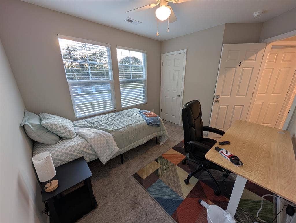 3 BR in Clover