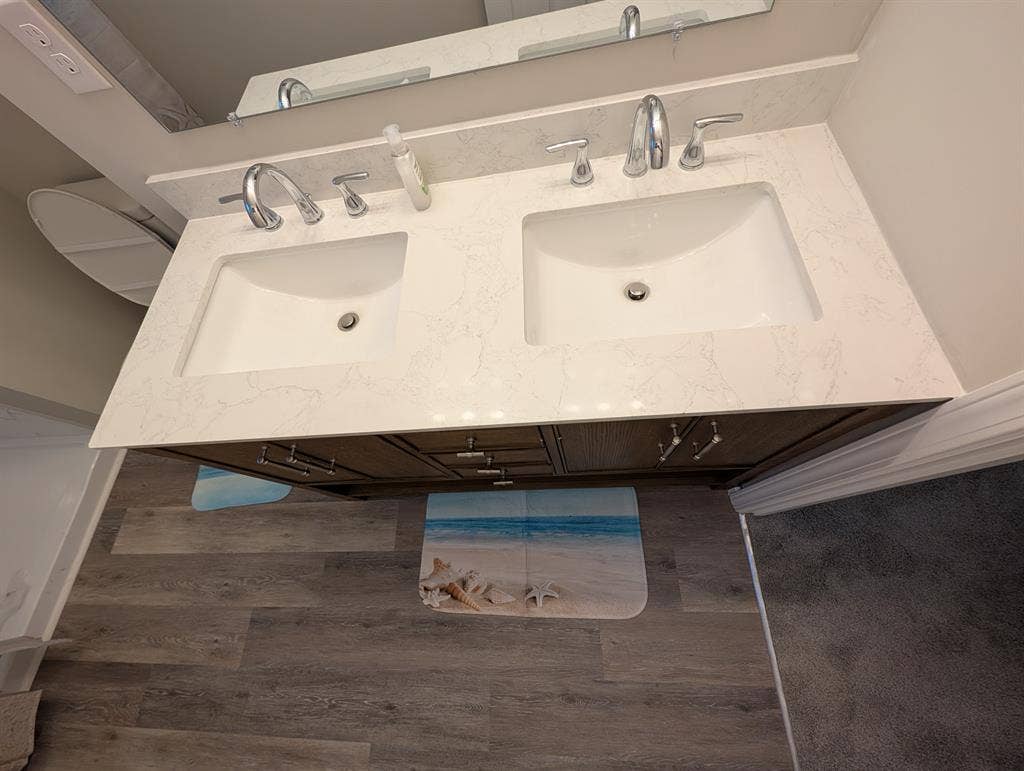 3 BR in Clover