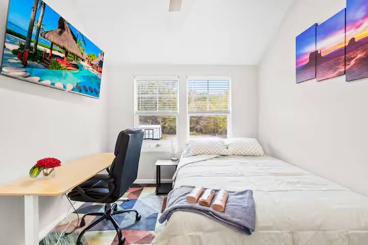 3 BR in Clover