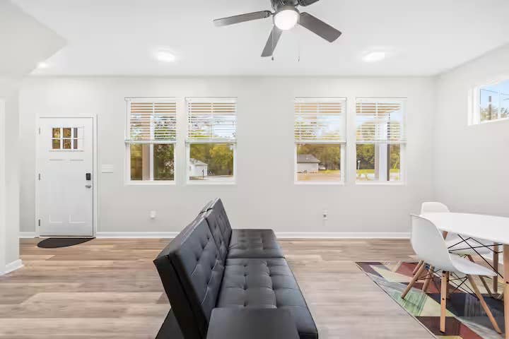 3 BR in Clover