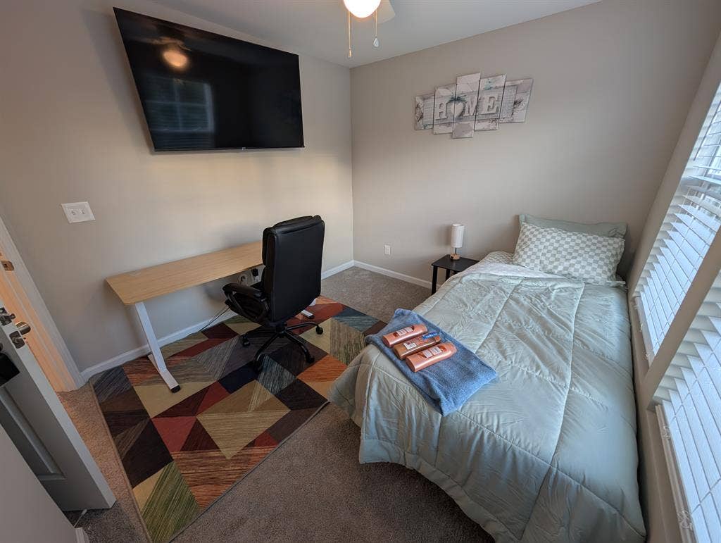 3 BR in Clover