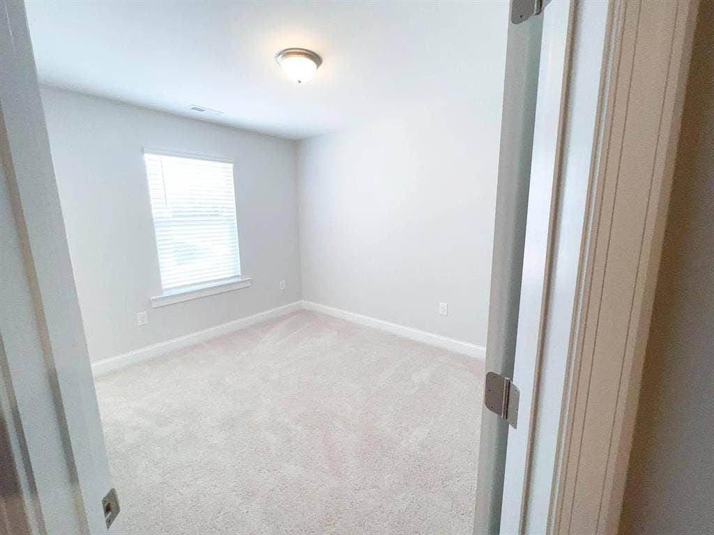 3 BR in Apex