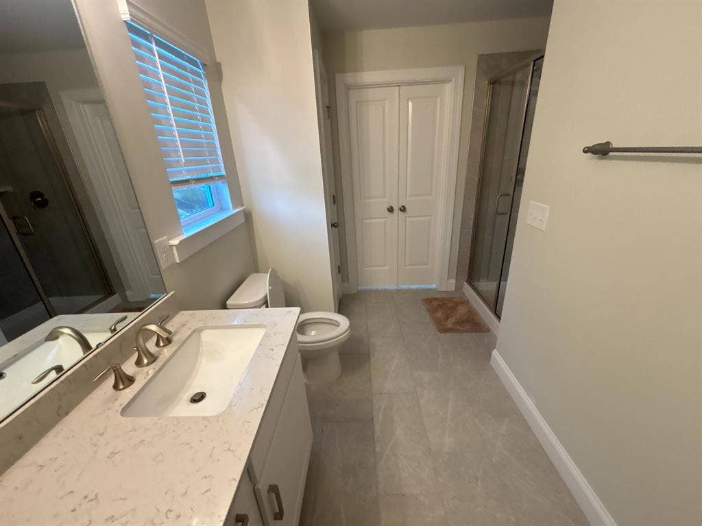 3 BR in Apex