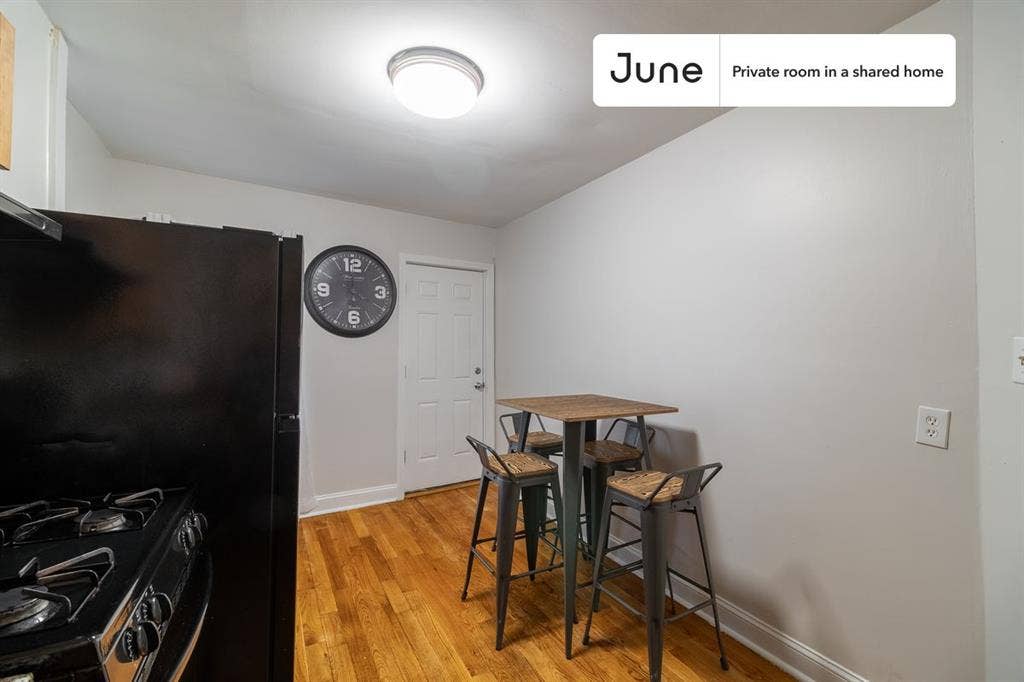 4 BR in Boston