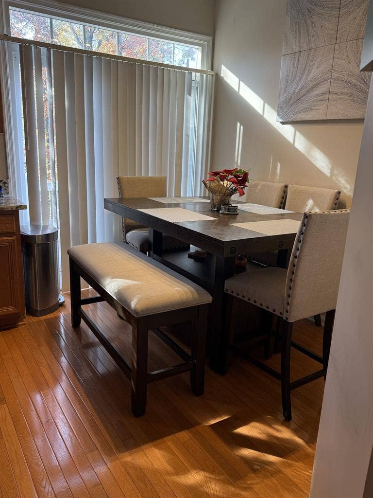 Cozy Private Room with Bathroom