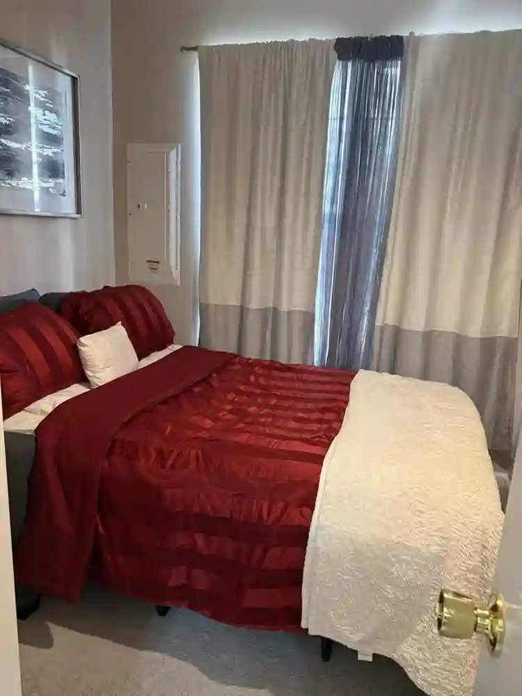 Cozy Private Room with Bathroom