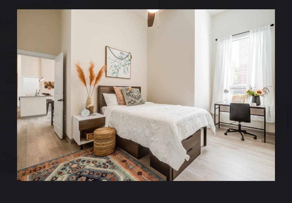 Need someone to take over my lease