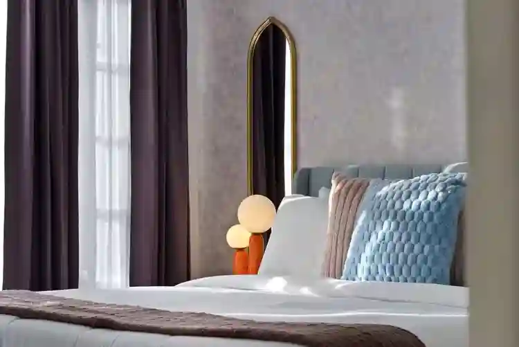 Furnished Room. Fully Renovated