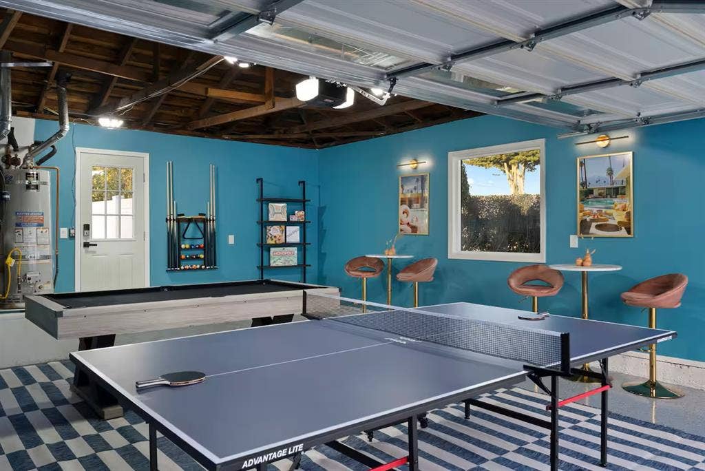 Furnished Room. Fully Renovated