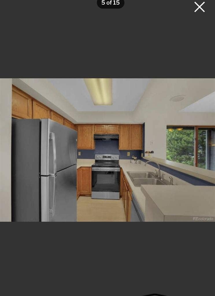 Cozy  Condo with Pikes Peak View