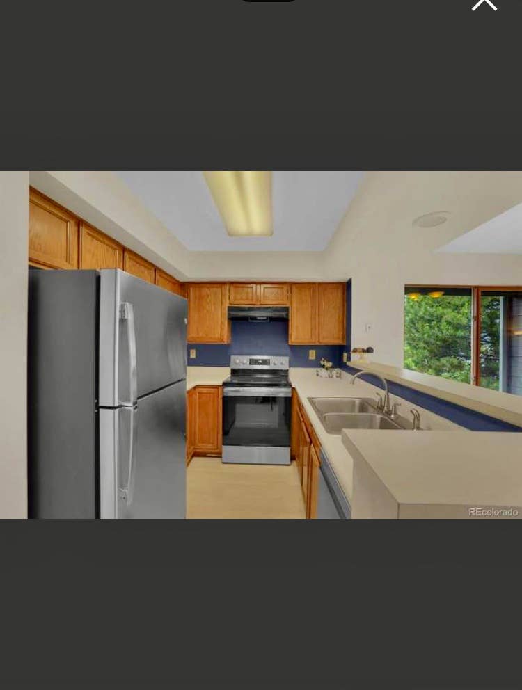 Cozy  Condo with Pikes Peak View