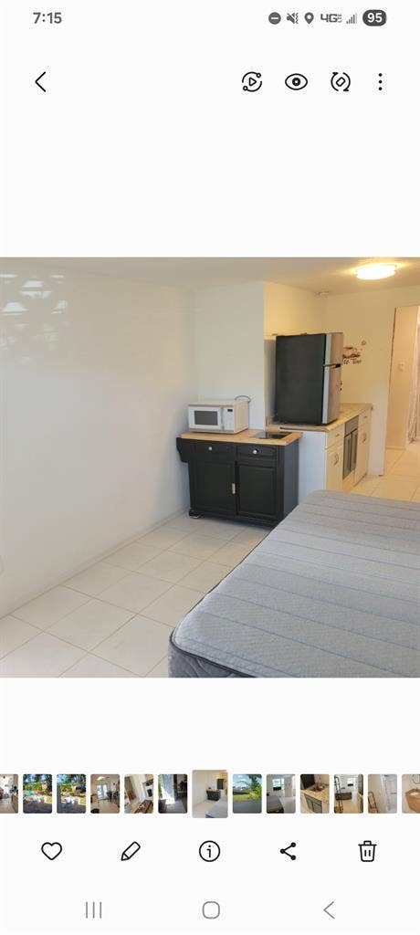 Private studio, private bathroom