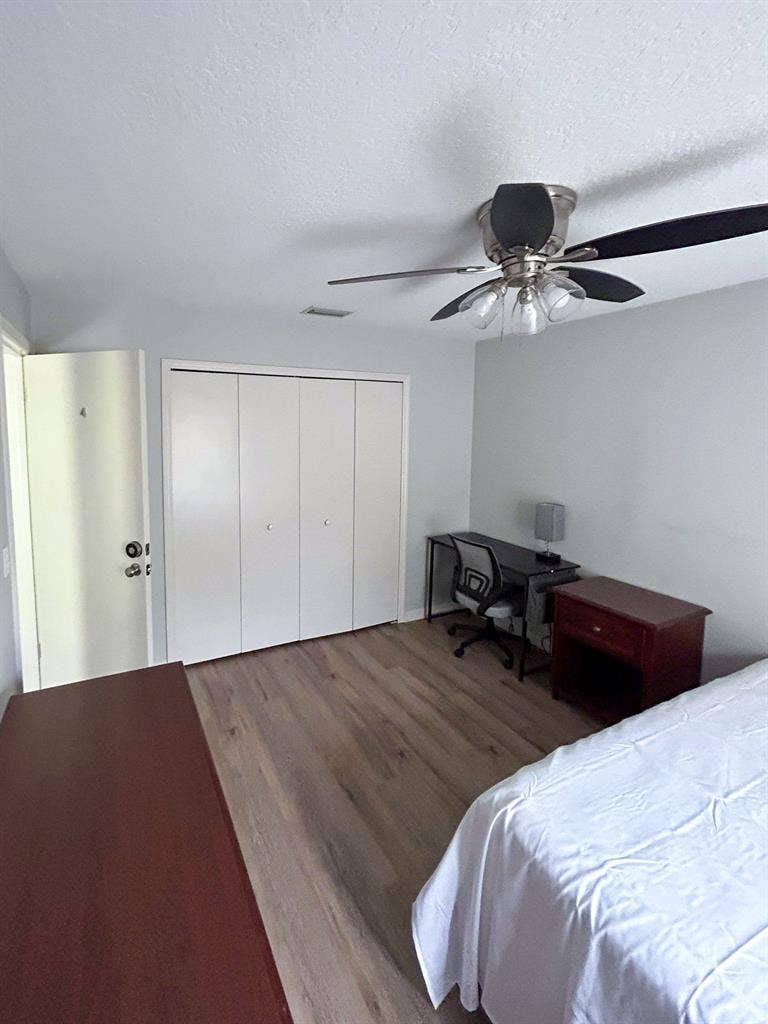 6 BR in Clermont