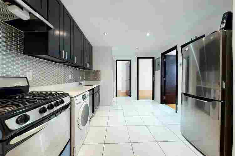 Amsterdam Ave – # (h.h)