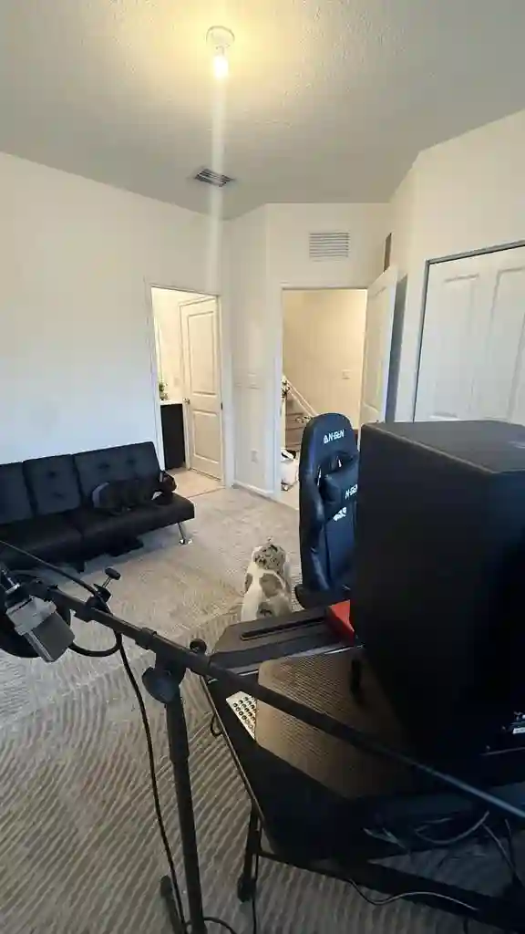 Private Room w/ Private Bathroom