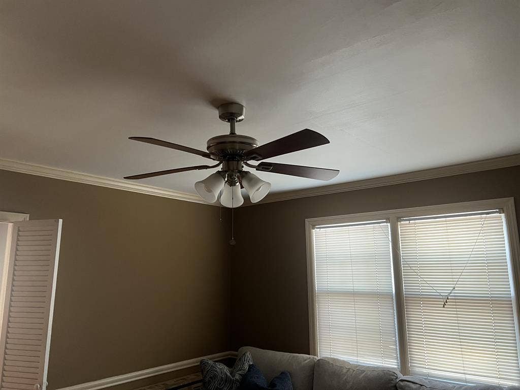 Seeking Roomate Female