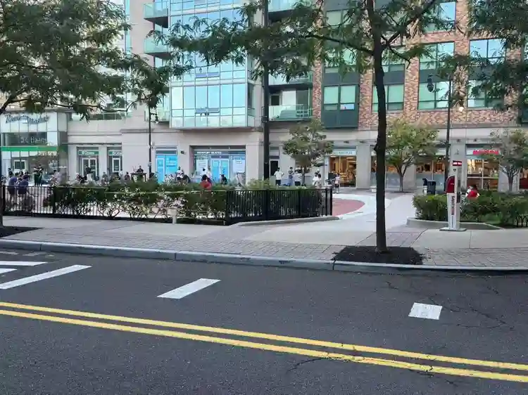 Newport Furnished Room – All Incl!