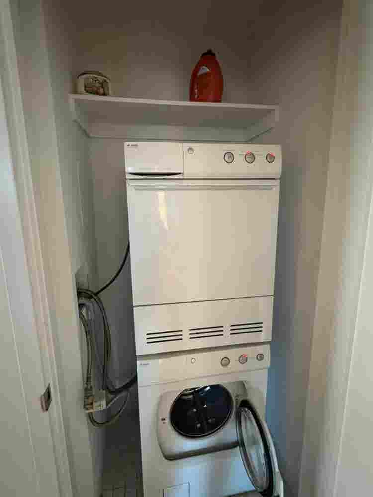 Newport Furnished Room – All Incl!