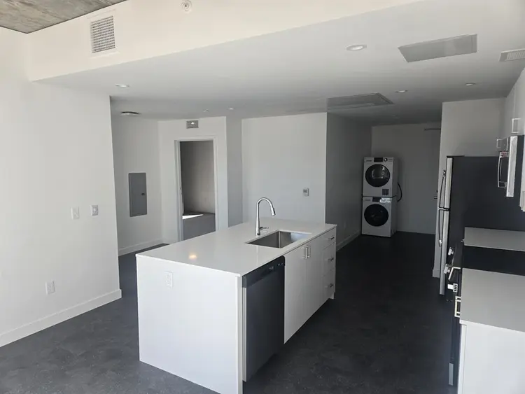 Downtown phoenix high-rise