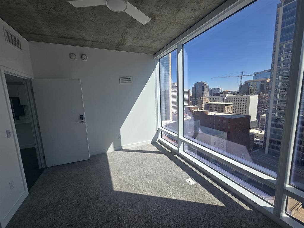 Downtown phoenix high-rise