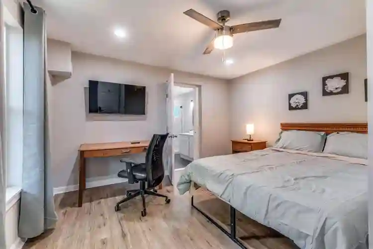 11 BR in Dallas