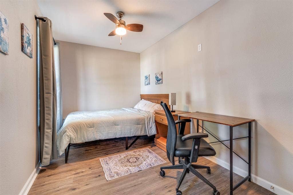 11 BR in Dallas