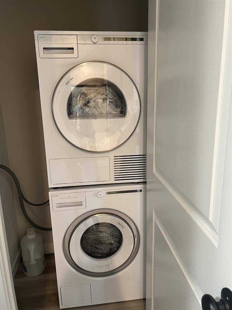 Fully Furnished utilities included