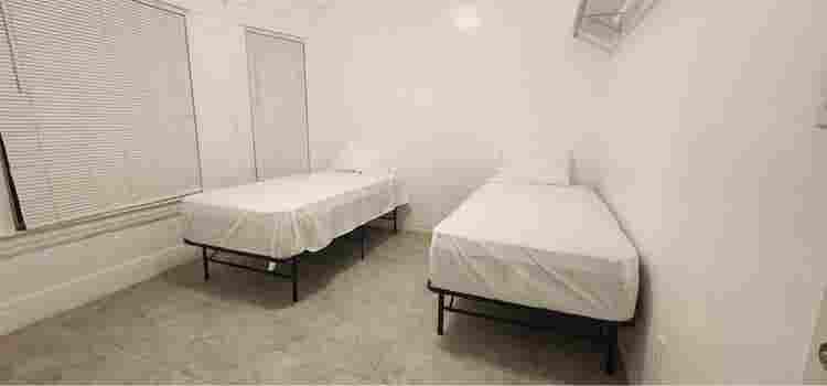 2 PRIVATE ROOMS FOR RENT