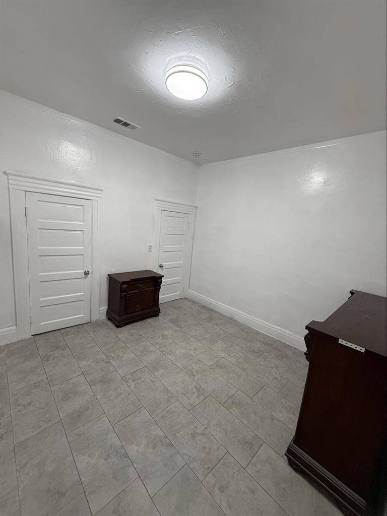 2 PRIVATE ROOMS FOR RENT
