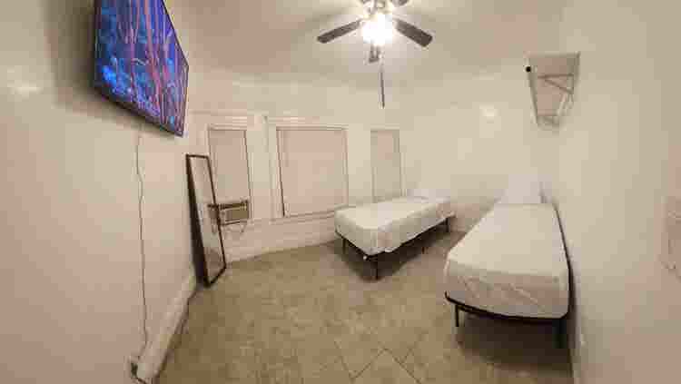 2 PRIVATE ROOMS FOR RENT