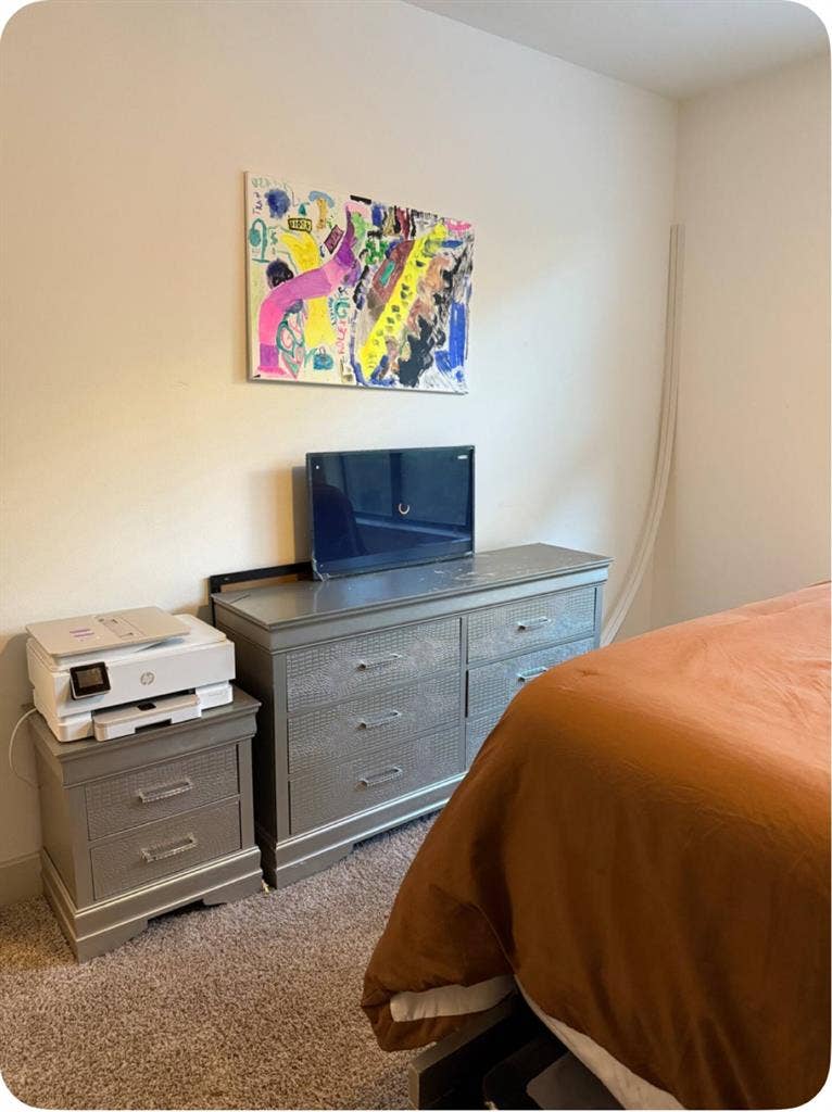 Private room and private bathroom